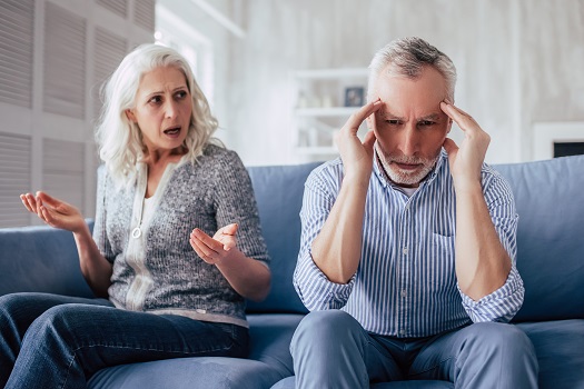 How to Handle Theft Accusations from a Loved One with Dementia in Des Moines, IA