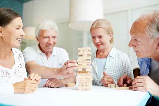 Fun activities for elderly people 