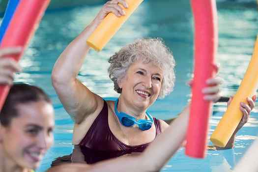 Motivating a Senior Loved One to Exercise in Des Moines, IA